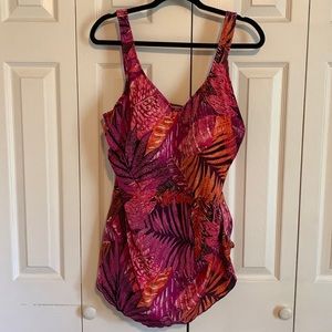 Maxine of Hollywood Swimsuit - Size 22W